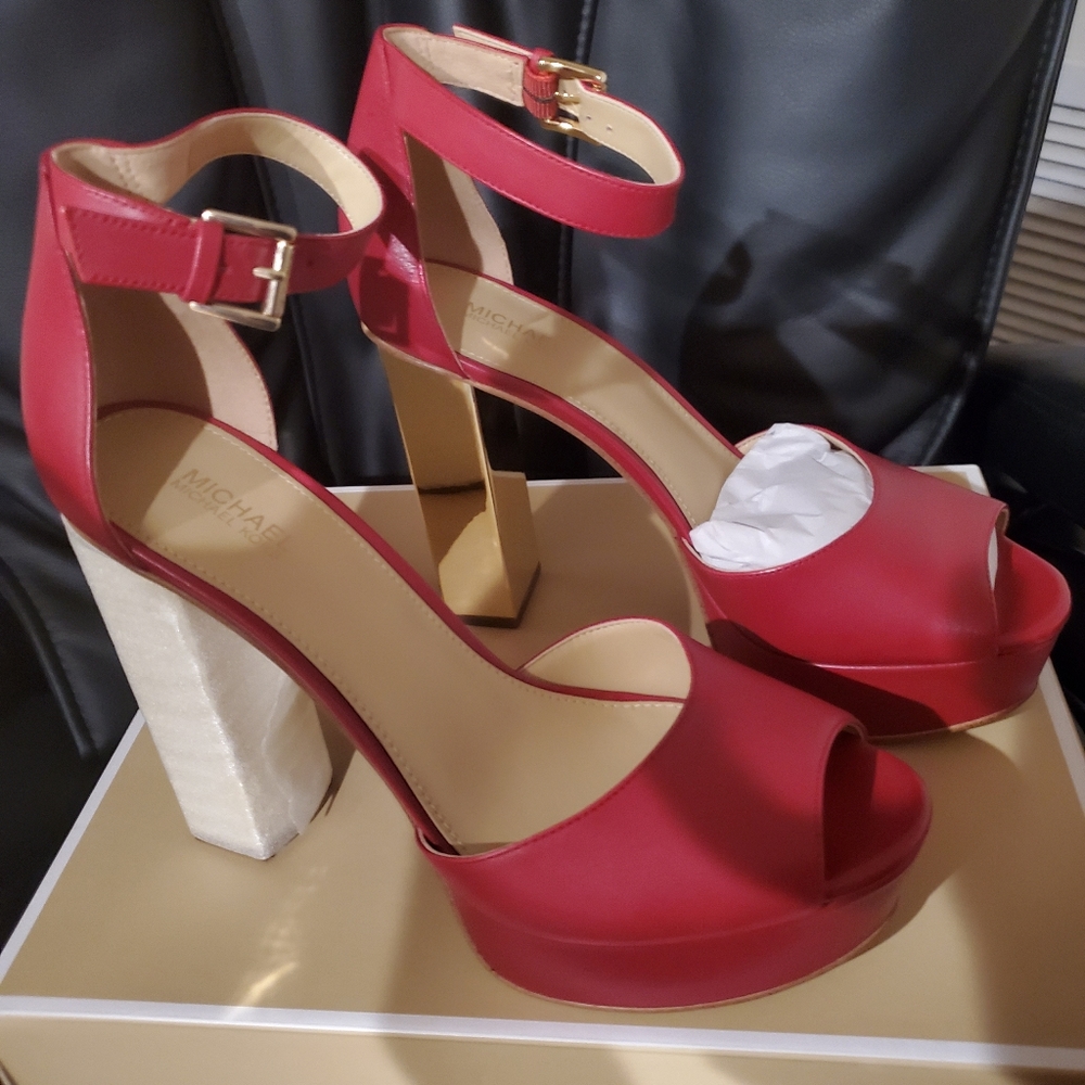 Michael kors shoes - Picture 3 of 7